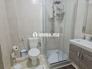 شقة فاخرة للايجار اليومي خمس دقايق على البحر - Appartement Location Vacances - Tanger