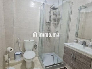 شقة فاخرة للايجار اليومي خمس دقايق على البحر - Appartement Location Vacances - Tanger