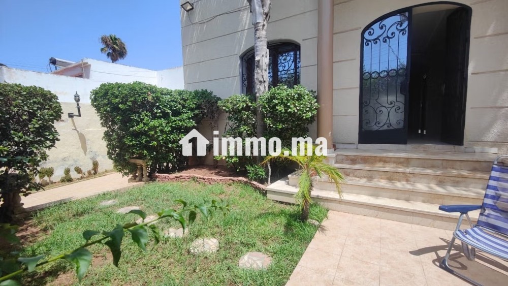 Très bel villa 4 chambres à loué avc piscine oasis - Location Immobilier - Casablanca - photo 4