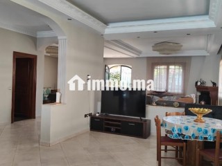 Très bel villa 4 chambres à loué avc piscine oasis - Villa à louer - Casablanca