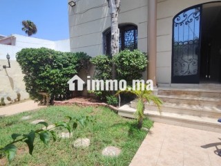 Très bel villa 4 chambres à loué avc piscine oasis - Villa à louer - Casablanca