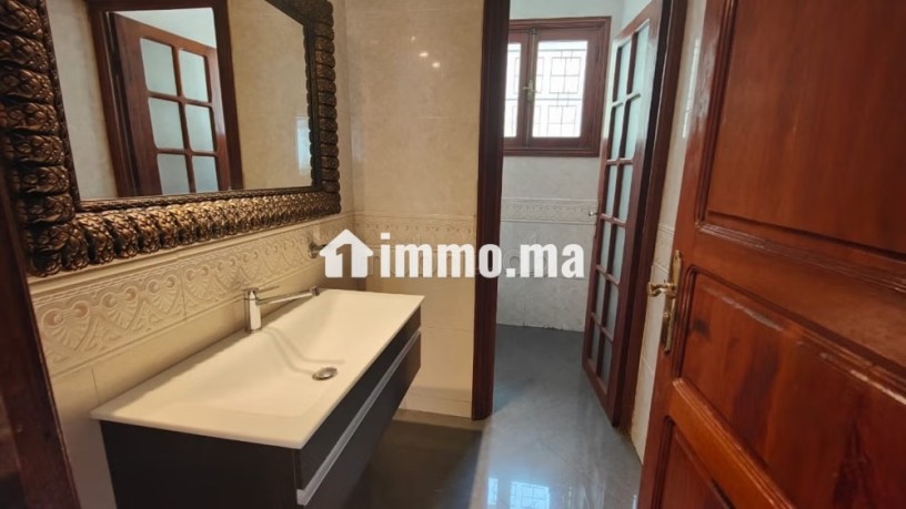 tres-bel-villa-4-chambres-a-loue-avc-piscine-oasis-big-18