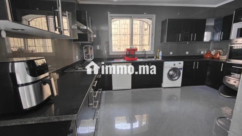 tres-bel-villa-4-chambres-a-loue-avc-piscine-oasis-big-6