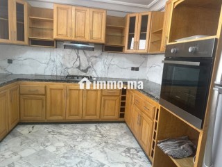 Magnifique villa à louer à Dar Bouazza. 5 pièces. Piscine et air conditionné - Villa à louer - Dar Bouazza