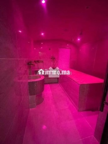 122022-vente-local-a-marrakech-gueliz-de-125-m2-big-4