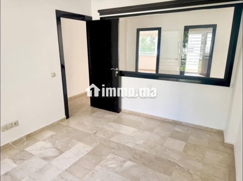 Ain Diab Extension, Très bel appartement en location à Ain Diab Extension vide. 4 pièces confortables. Service de concierge et climatisation - Location Immobilier - Casablanca - photo 7