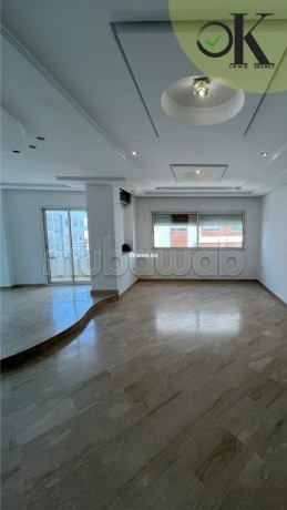 bel-appartement-vide-a-vendre-big-0