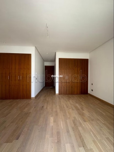 Superbe appartement à louer à Souissi.
Sans vis à vis - Location Immobilier - Rabat - photo 5
