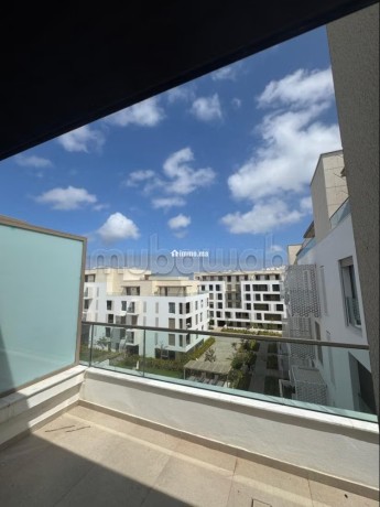 superbe-appartement-a-louer-a-souissi-sans-vis-a-vis-big-1
