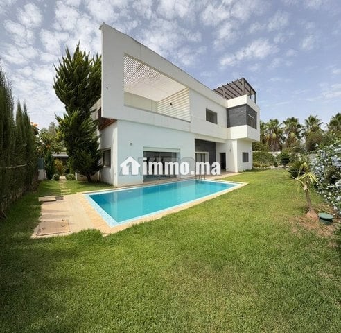 Villa MEUBLE / VIDE en location à SOUISSI - Location Immobilier - Rabat - photo 1