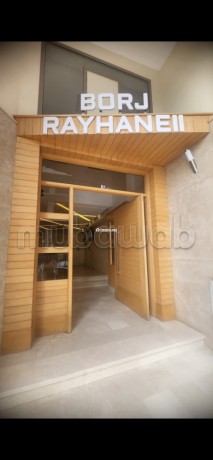 location-saisonniere-en-centre-3-grandes-pieces-antenne-parabolique-residence-securisee-big-12