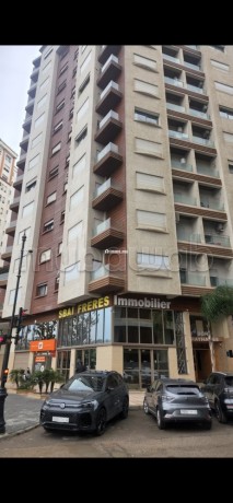 location-saisonniere-en-centre-3-grandes-pieces-antenne-parabolique-residence-securisee-big-18