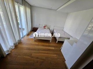 Villa à vendre à SOUISSI RABAT - Villa à vendre - Rabat