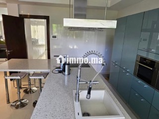Villa à vendre à SOUISSI RABAT - Villa à vendre - Rabat