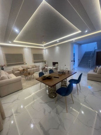 villa-a-louer-big-1