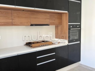 Très bel appartement en location à El Menzeh.
Surface totale 160 m².
Places de stationnement et jardin - Appartement à louer - Autre