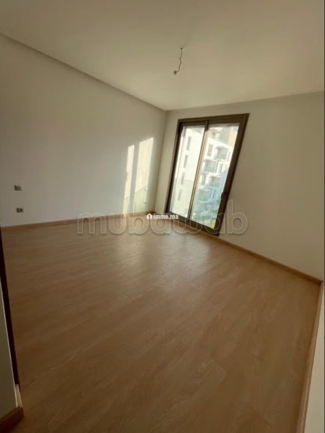 Appartement en location à Souissi. Superficie 120 m². Places de parking et terrasse - Location Immobilier - Rabat - photo 4