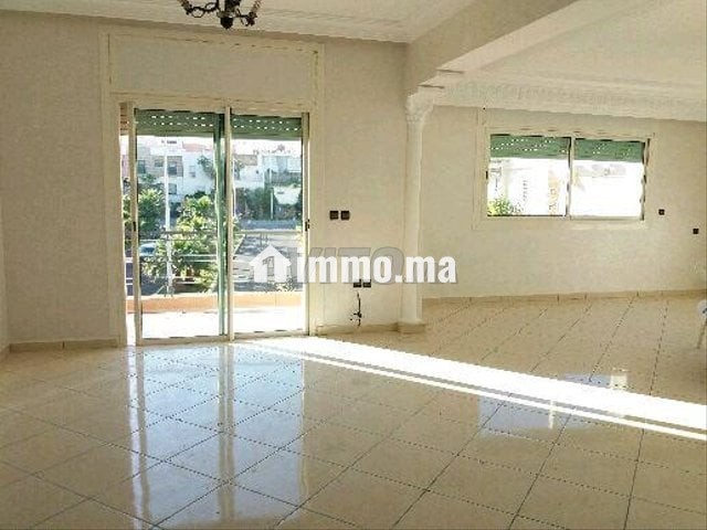 Niveau Villa Bien situé Calme - Location Immobilier - Casablanca - photo 3