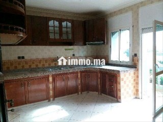 Niveau Villa Bien situé Calme - Villa à louer - Casablanca