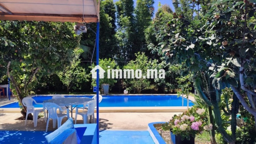 location-villa-de-haut-standing-a-asilah-4-pieces-places-de-parking-et-beau-jardin-big-13