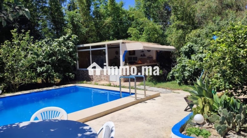 location-villa-de-haut-standing-a-asilah-4-pieces-places-de-parking-et-beau-jardin-big-16