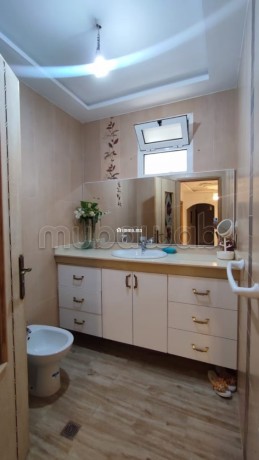 location-villa-de-haut-standing-a-asilah-4-pieces-places-de-parking-et-beau-jardin-big-7