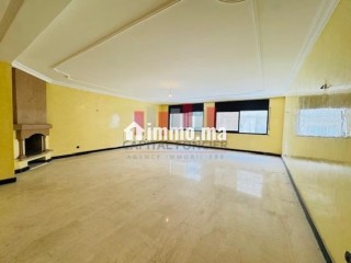 Superbe surface a renover proche parc - Appartement à vendre - Casablanca