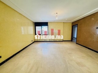 Superbe surface a renover proche parc - Appartement à vendre - Casablanca