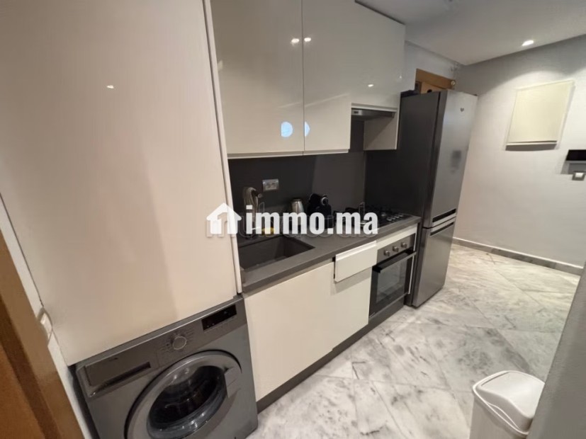 Location saisonnière à Maârif. 1 belle chambre. Prestation de conciergerie, air conditionné - Vente Immobilier - Casablanca - photo 6