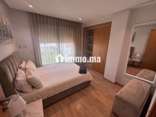 Location saisonnière à Maârif. 1 belle chambre. Prestation de conciergerie, air conditionné - Appartement à vendre - Casablanca