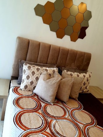 joli-appartement-avec-jardin-privatif-acces-direct-big-8