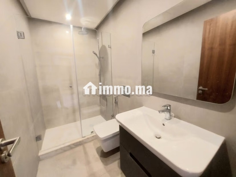 SANS VIS A VIS, Magnifique appartement à Souissi - Location Immobilier - Rabat - photo 6