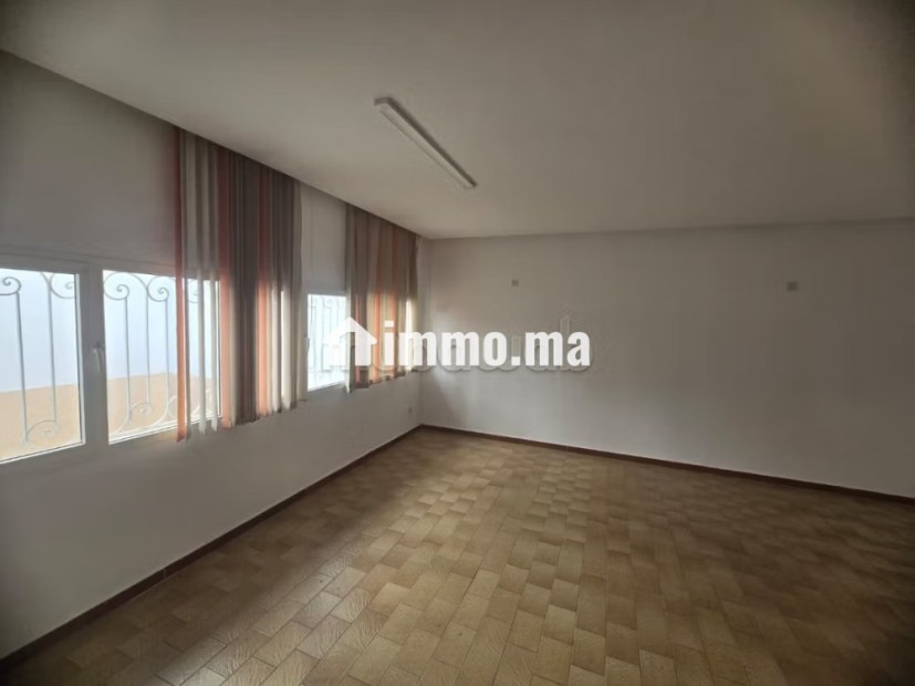 Villa en location usage bureau à agdal - Location Immobilier - Rabat - photo 2