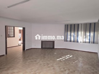 Villa en location usage bureau à agdal - Villa à louer - Rabat