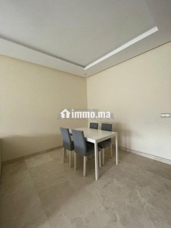 joli-appartement-meuble-de-96m2-a-louer-big-2