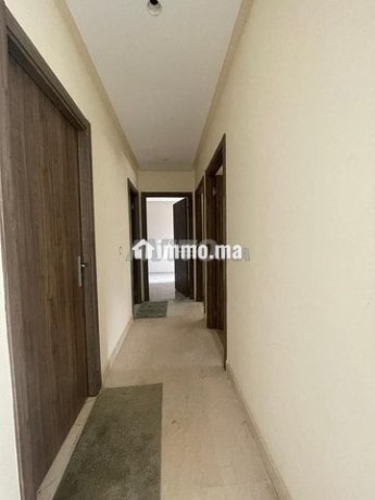 joli-appartement-meuble-de-96m2-a-louer-big-3