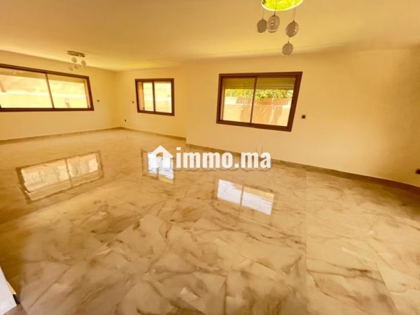 belle-villa-moderne-de370m2-neuve-a-vendre-a-rmel-big-4