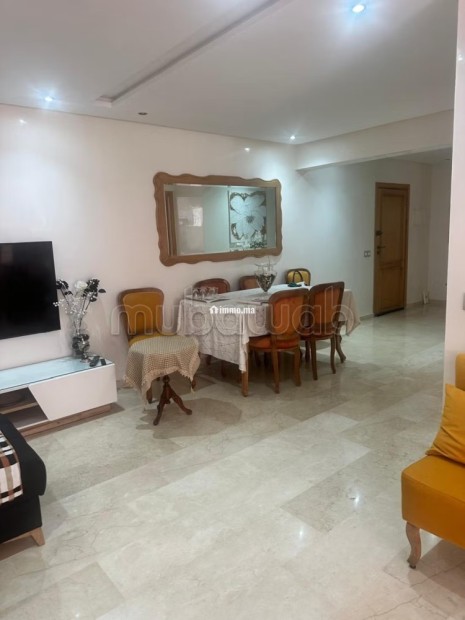 Vente d'un bel appartement en Hassan Centre Ville. 3 belles chambres. Salon traditionnel et système d'antenne parabolique - Vente Immobilier - Rabat - photo 8