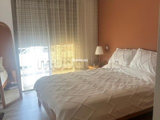 Vente d'un bel appartement en Hassan Centre Ville. 3 belles chambres. Salon traditionnel et système d'antenne parabolique - Appartement à vendre - Rabat