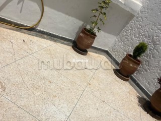 Propriété à louer à Oasis. 2 belles chambres. Espace vert - Maison à louer - Casablanca