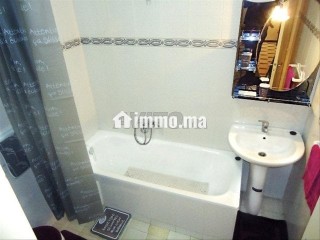 شقة جميلة وسط الكورنيش الرئيسي أمام البحر الأزرق - Appartement Location Vacances - Tanger
