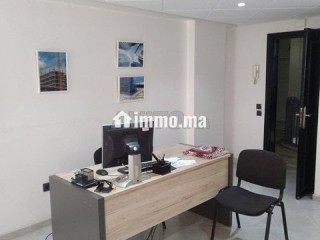 Bureau 40m a côté bd abdelmoumen tramway - Bureau à louer - Casablanca