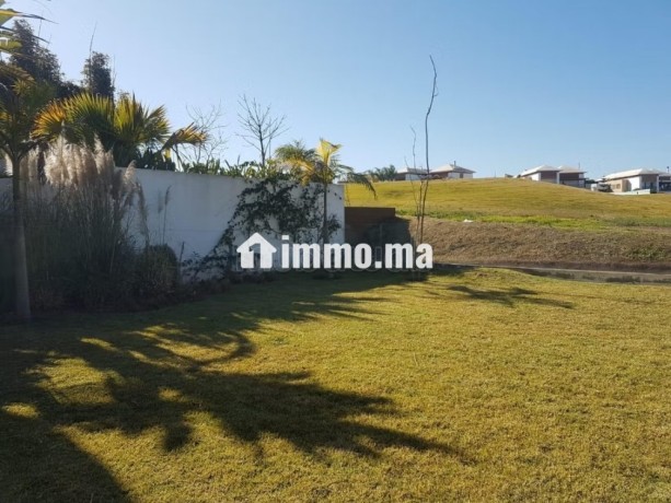 villa-front-golf-jumelee-meuble-a-la-location-cgi-big-0