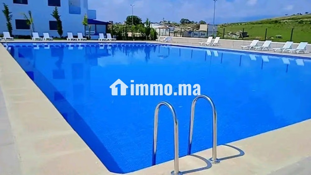 Appartement à louer à M'Diq. 2 chambres. Places de parking et beau jardin - Location Immobilier - Autre - photo 1