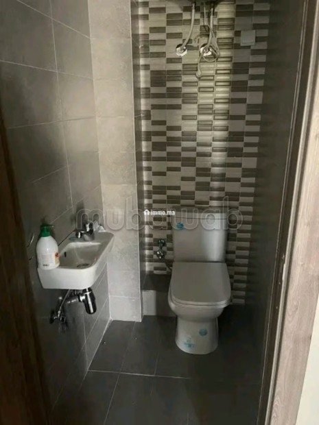 Appartement à louer à M'Diq. 2 chambres. Places de parking et beau jardin - Location Immobilier - Autre - photo 8