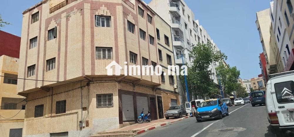 Superbe maison à vendre à Al Hoceima. Surface de 390 m² - Vente Immobilier - Al Hoceïma - photo 3