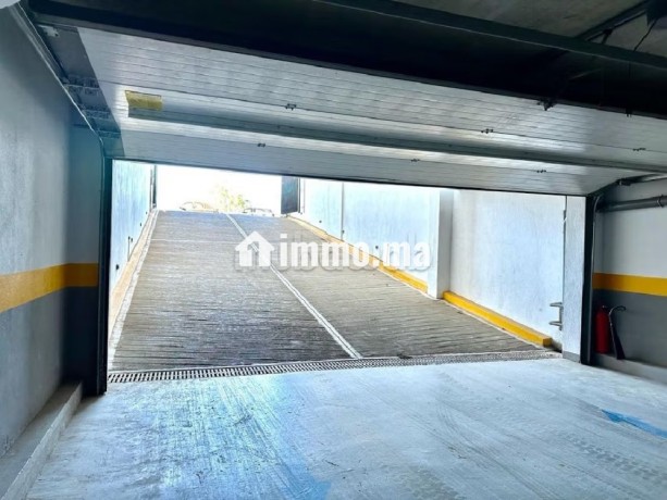 location-dun-appartement-a-cfc-surface-de-55-m2-parking-et-terrasse-big-2