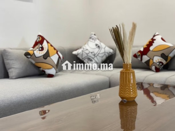 2br-pres-de-la-gare-tgv-big-18