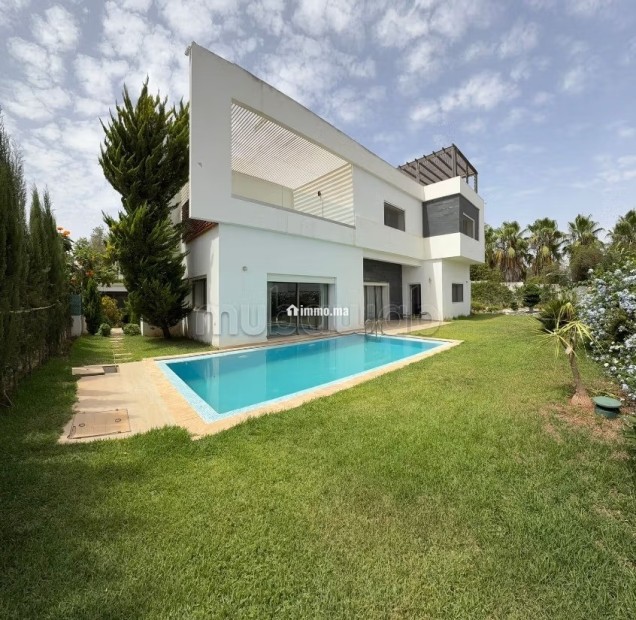 Villa meublé / vide à louer à souissi rabat - Location Immobilier - Rabat - photo 1