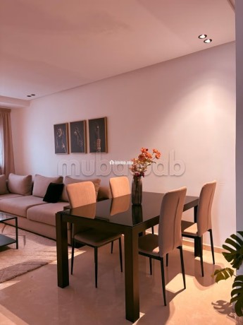 louez-cet-appartement-a-hermitage-1-chambre-meuble-big-4